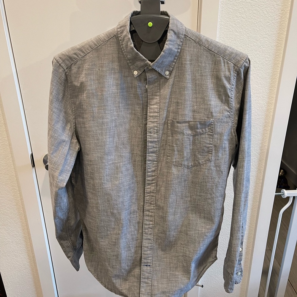 GAP button up